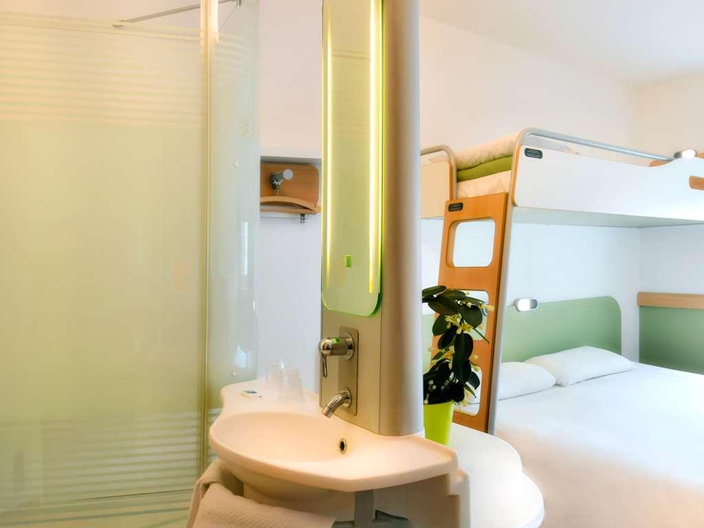 Ibis Budget Saint-Quentin Centre Gare 외부 사진