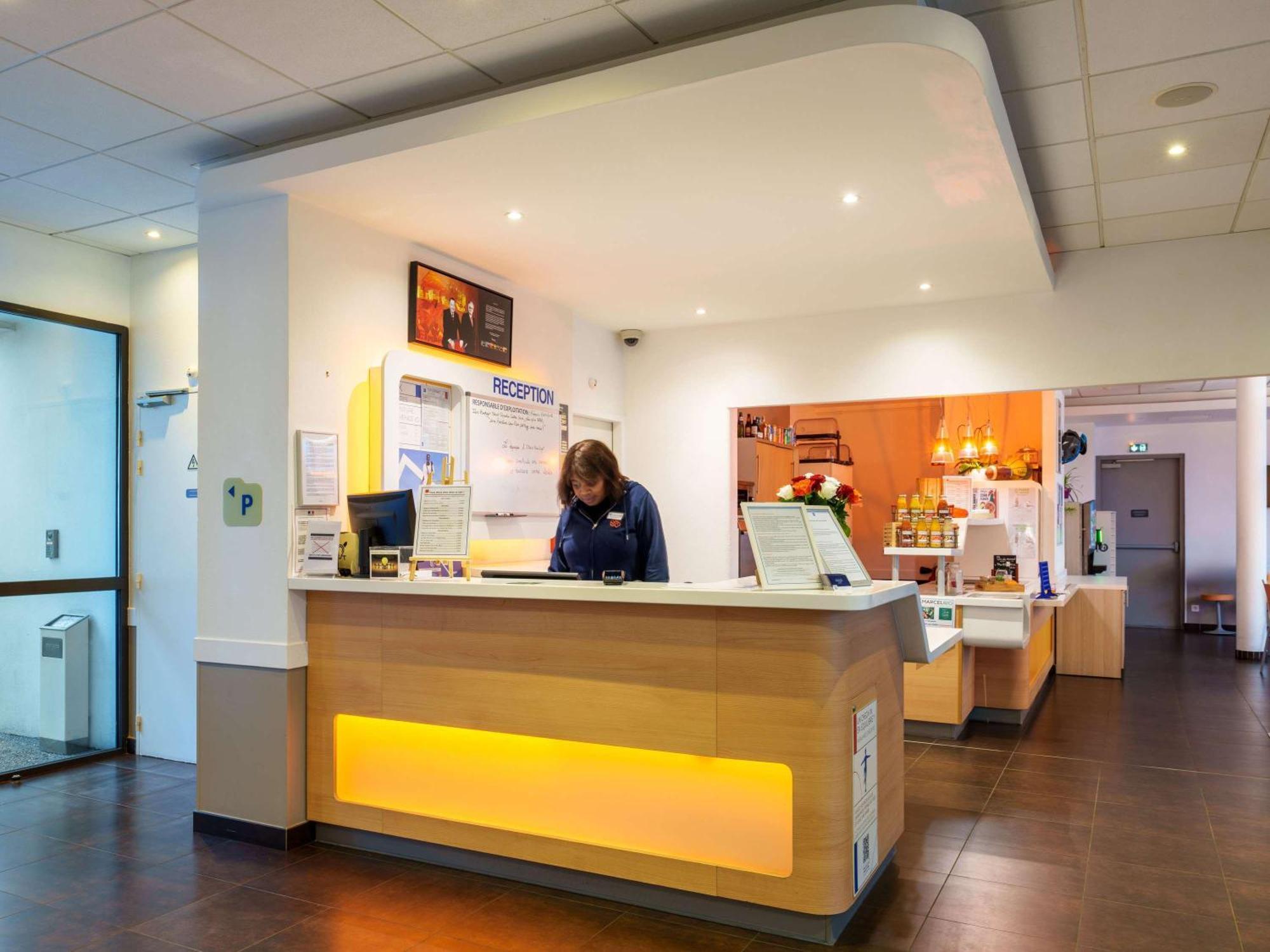 Ibis Budget Saint-Quentin Centre Gare 외부 사진