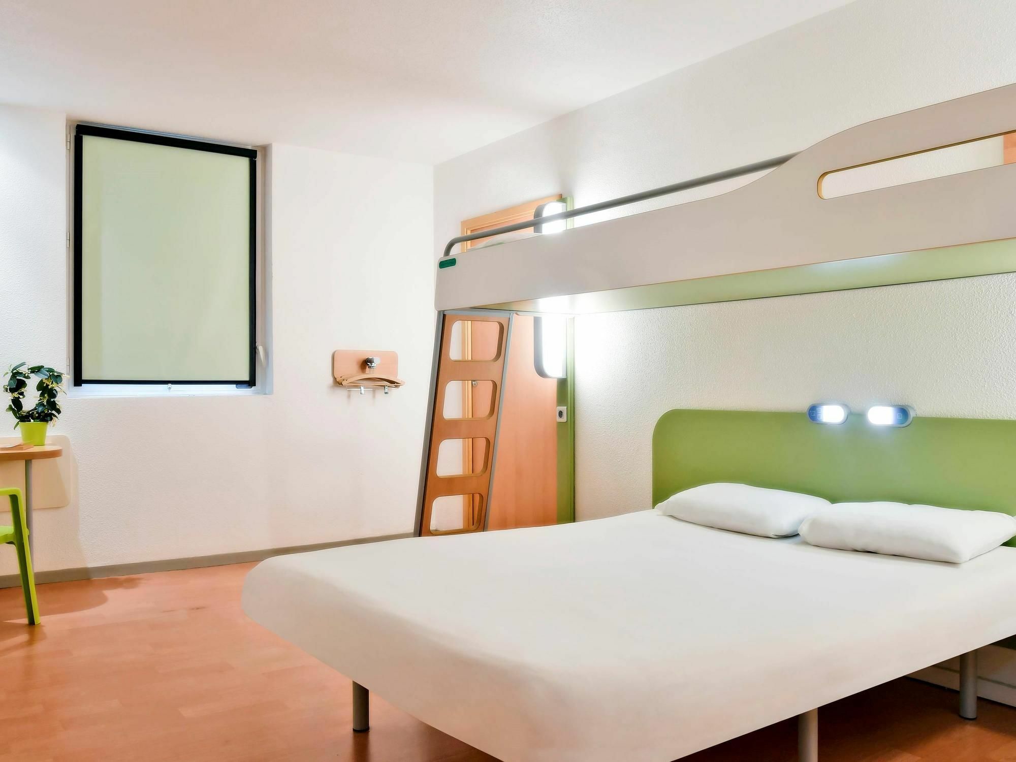 Ibis Budget Saint-Quentin Centre Gare 외부 사진
